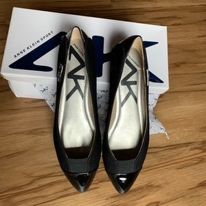 Anne Klein Sport Black Flats - 8.5M
